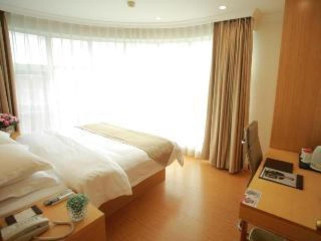 Greentree Inn Shanghai Sheshan National Tourist Resort Express Hotel Exterior photo